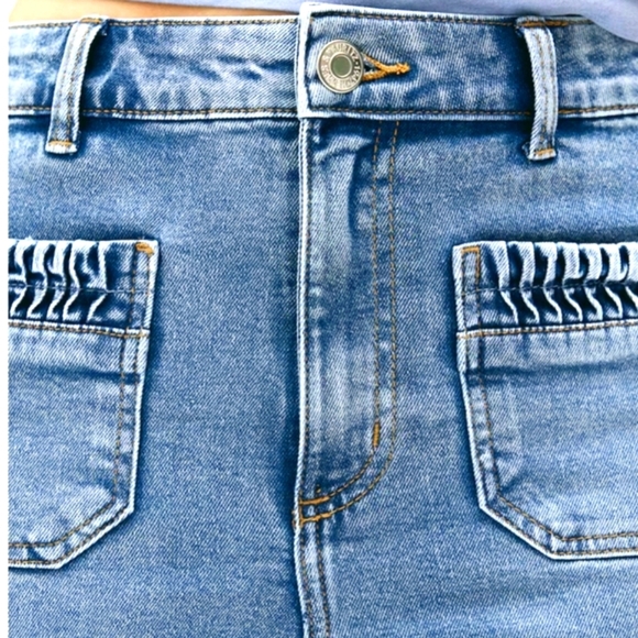 H&M Jeans Stylish Blue Denim Crop High Waist Ruched Pocket Braided Flared Size 6 - Picture 7 of 15